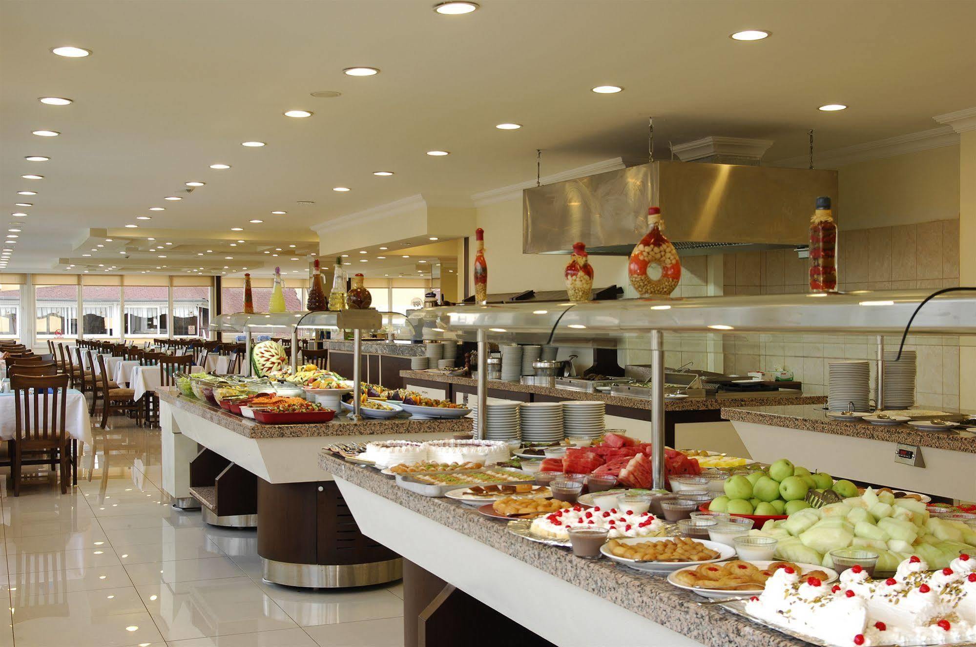 Aska Kleopatra Beste Hotel Alanya Bagian luar foto